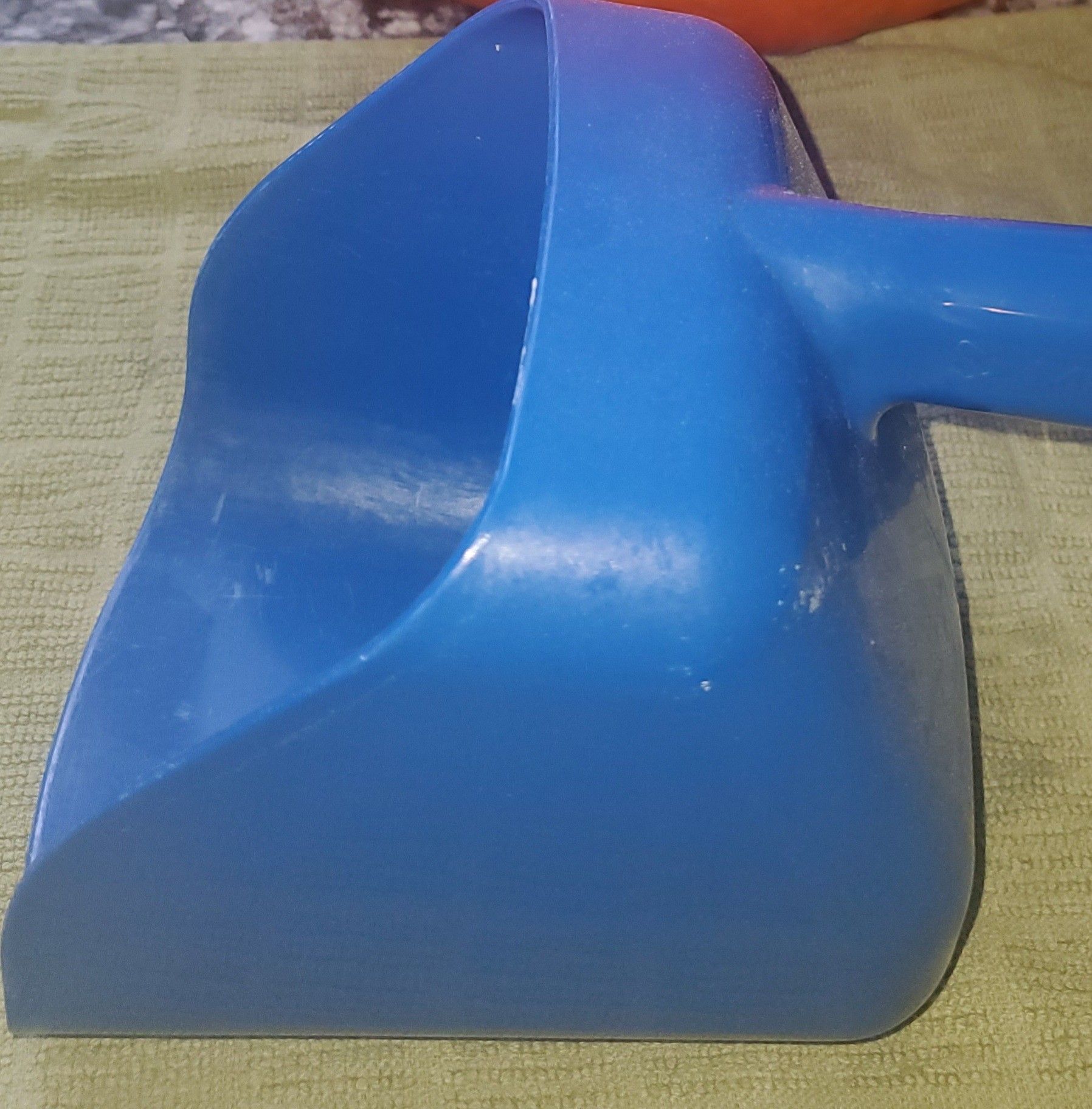 Manitowoc plastic ice scooper