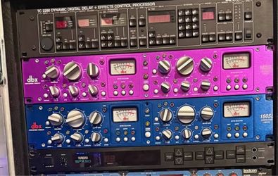 Dbx 160SL 160S or Dbx 162sL compressor limiter