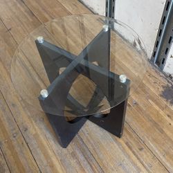 End Table W/ Glass Top 