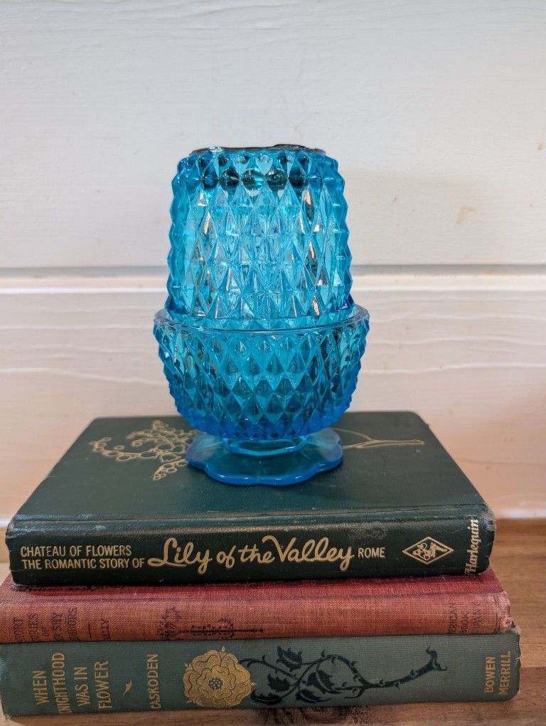 Vintage Indiana Glass Blue Diamond Point Fairy Lamp