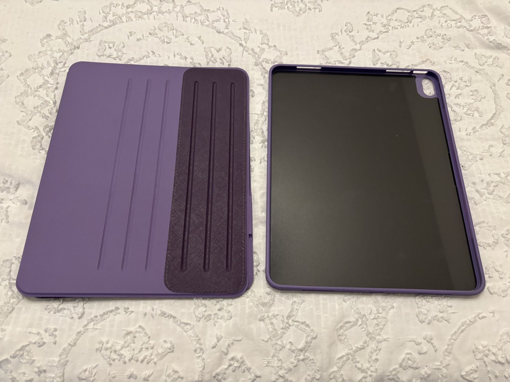 Ipad Air M2 13” Magnetic Case