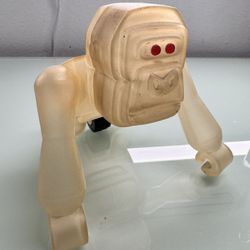 action figute toy xlarge x-large los angeles used gorilla no box, vintage 2000