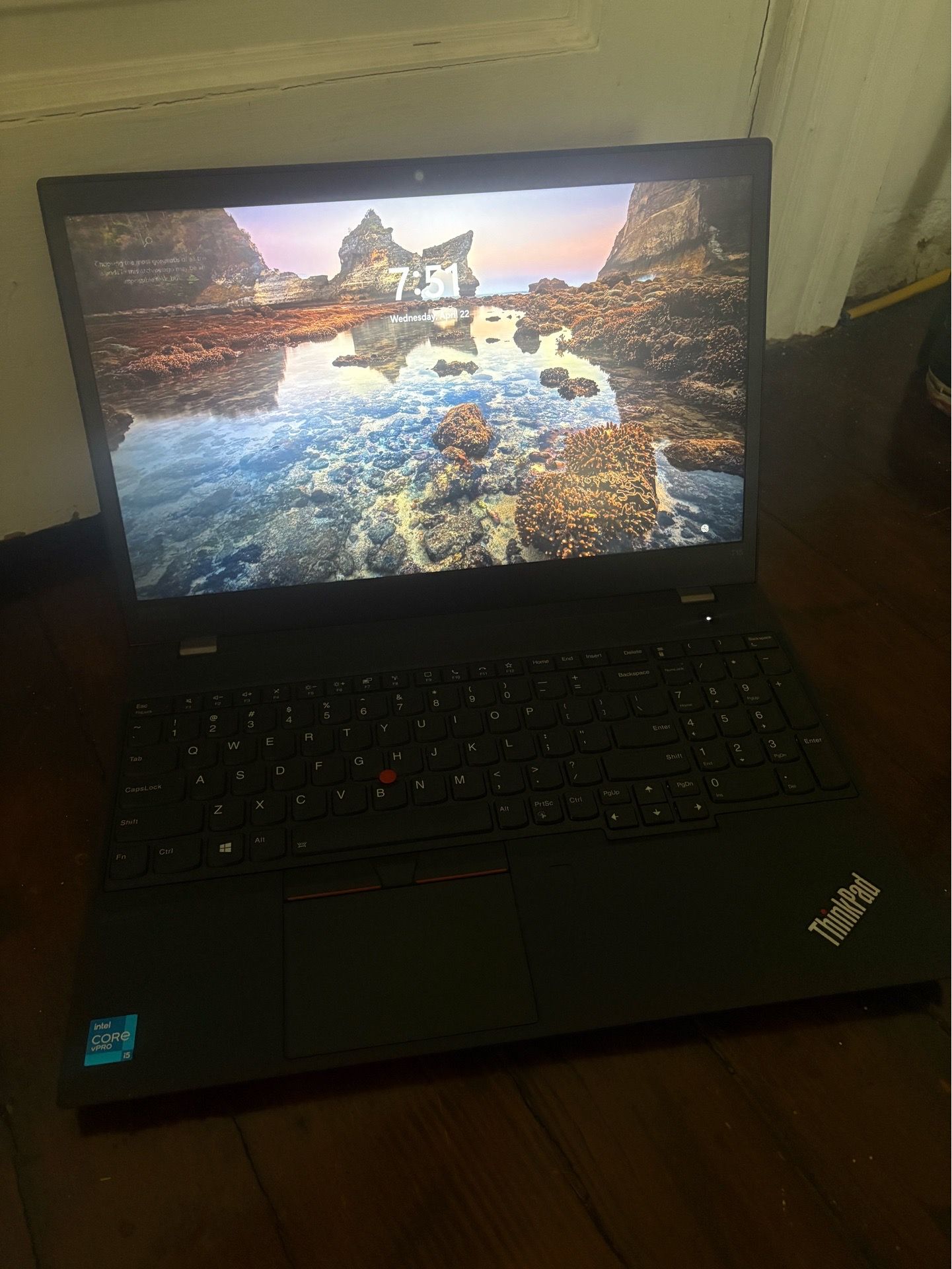 LENOVO T15 LAPTOP w/ OFFICE SUITE