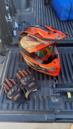 Dirt bike helmet, Spider-Man goggles, dirt bike gloves
