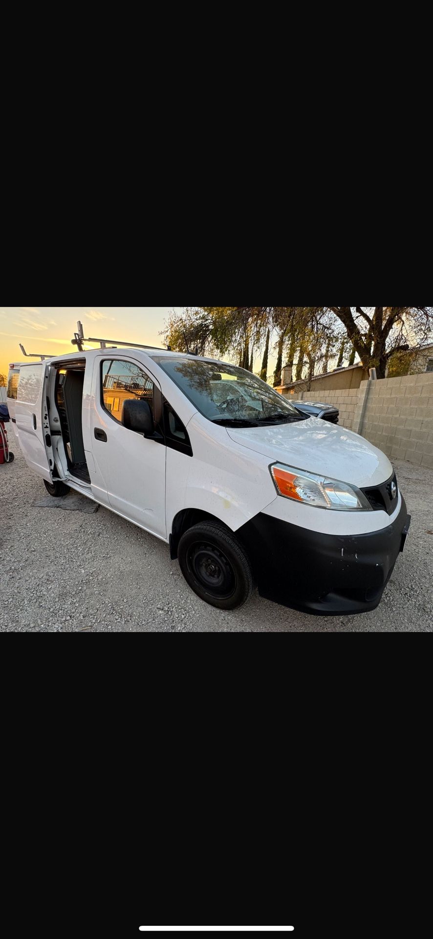2014 Nissan Nv200