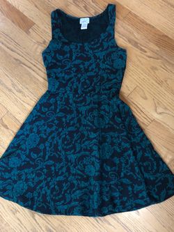 Jr. Green/Black Dress XS