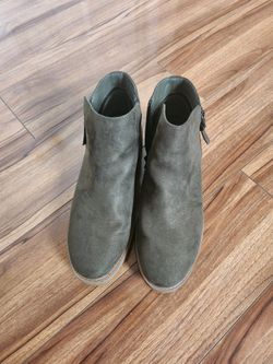 Olive Boots
