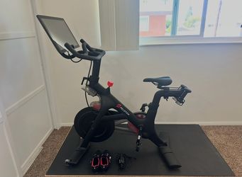 Peleton Bike