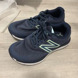 New Balance Women Shoe