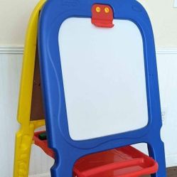 Crayoia 2-in-1 white board and black board for kids