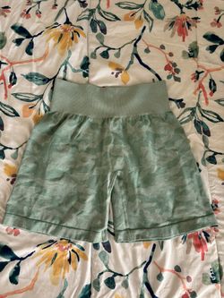 NVGTN shorts