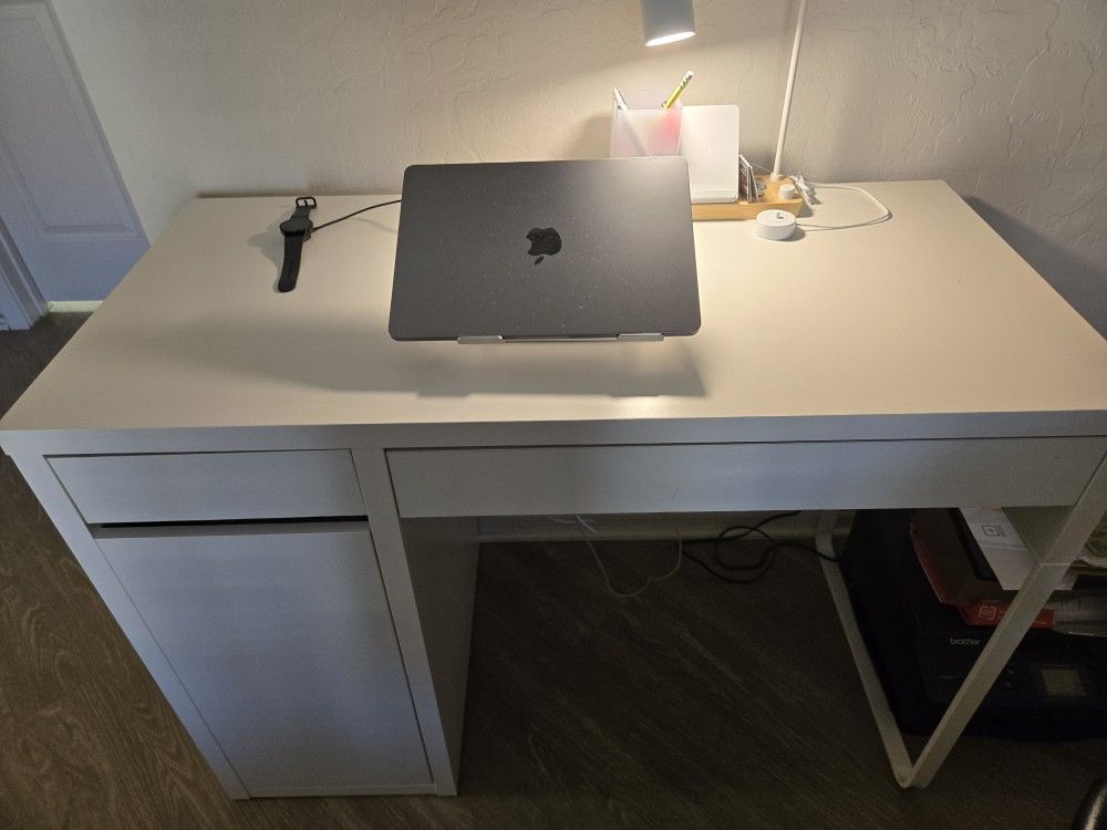 School Or Work Desk