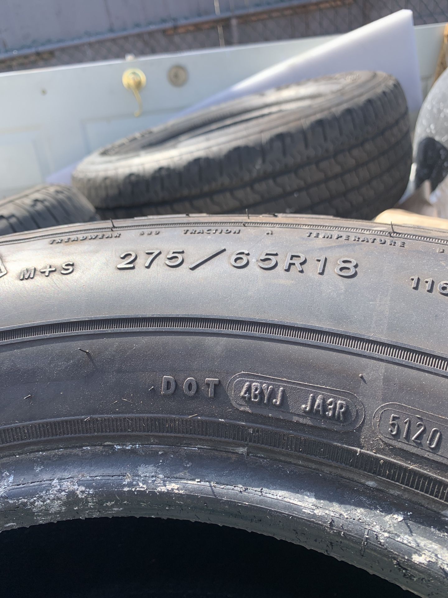 275/65/R18 Tires 3tires Goodyear
