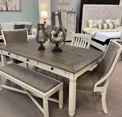 Table+6 Chairs # Bolanburg Two Tone Rectangular Dining Set* Same Day Take İt Home 