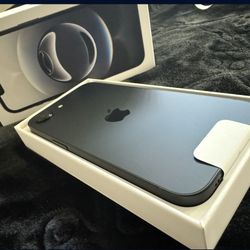 iPhone 16E 