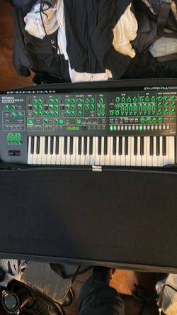 Roland SYSTEM-8 Synthesizer Keyboard