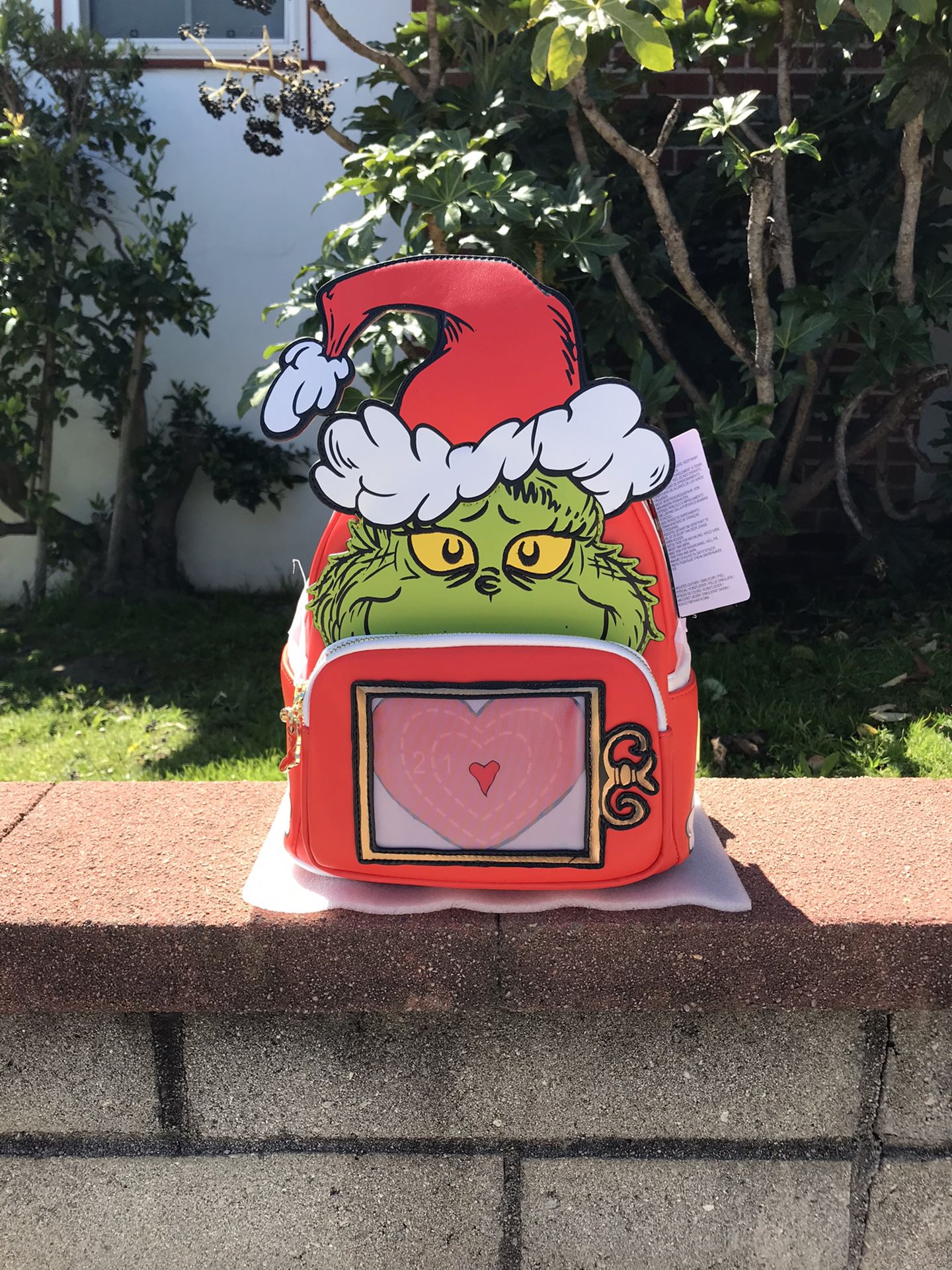 Dr. Seuss' How the Grinch Stole Christmas! Lenticular Mini Backpack – LF  Lounge VIP
