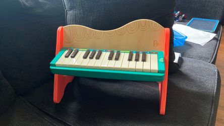 Toddler toy Piano