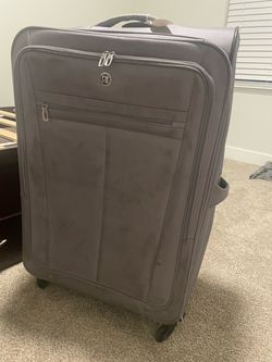 Big rolling luggage