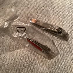 New Large & Small Nail Clippers Both For $3