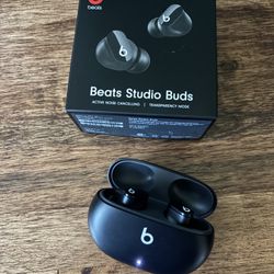 Beats Studio Buds