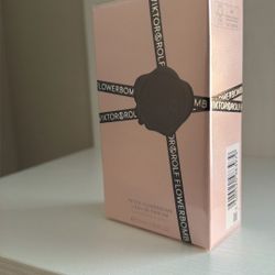 Viktor & Rolf flower Bomb 
