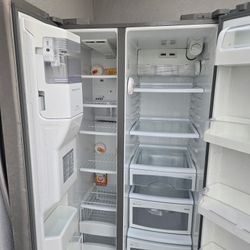 LG Refrigerator For Sale 