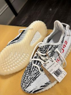 Any size yeezys dm me
