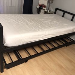 Twin Size Bed With Trundle