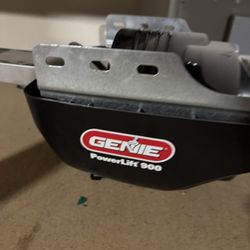 Genie Garage Door Opener 