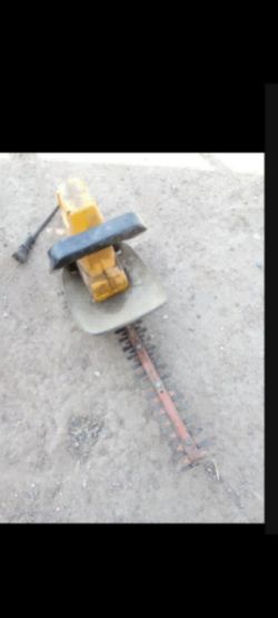 Hedge Trimmer Electric 