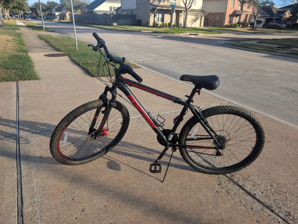 Mongoose Excursion 27.5" wheels Comfort Cruiser bike