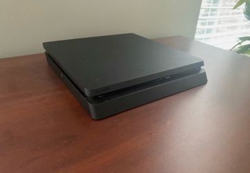 PS4 slim