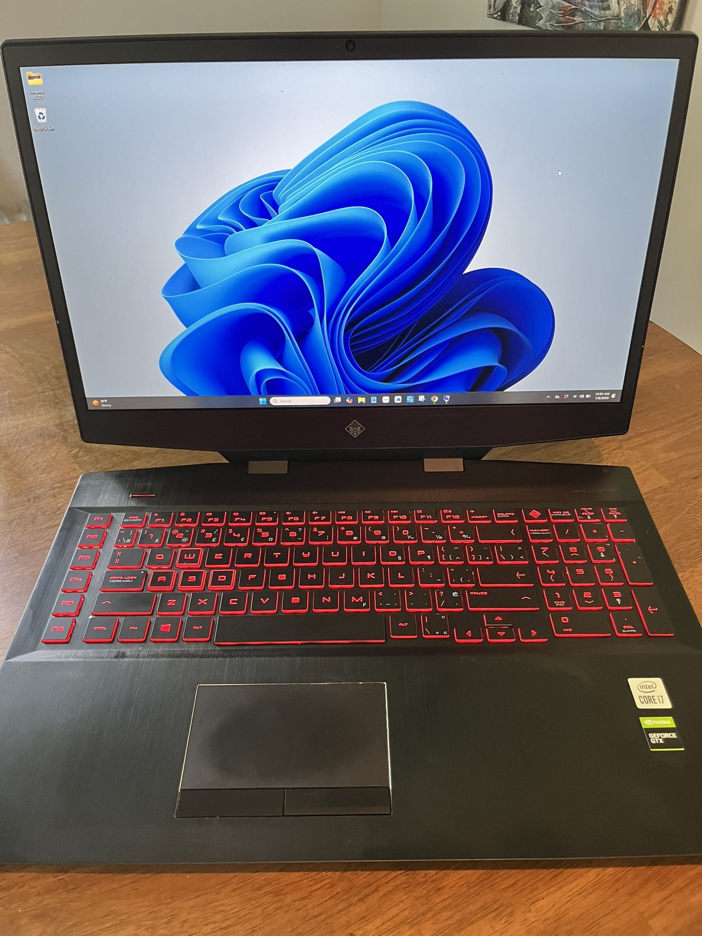HP Omen 17 Gaming Laptop 17” screen