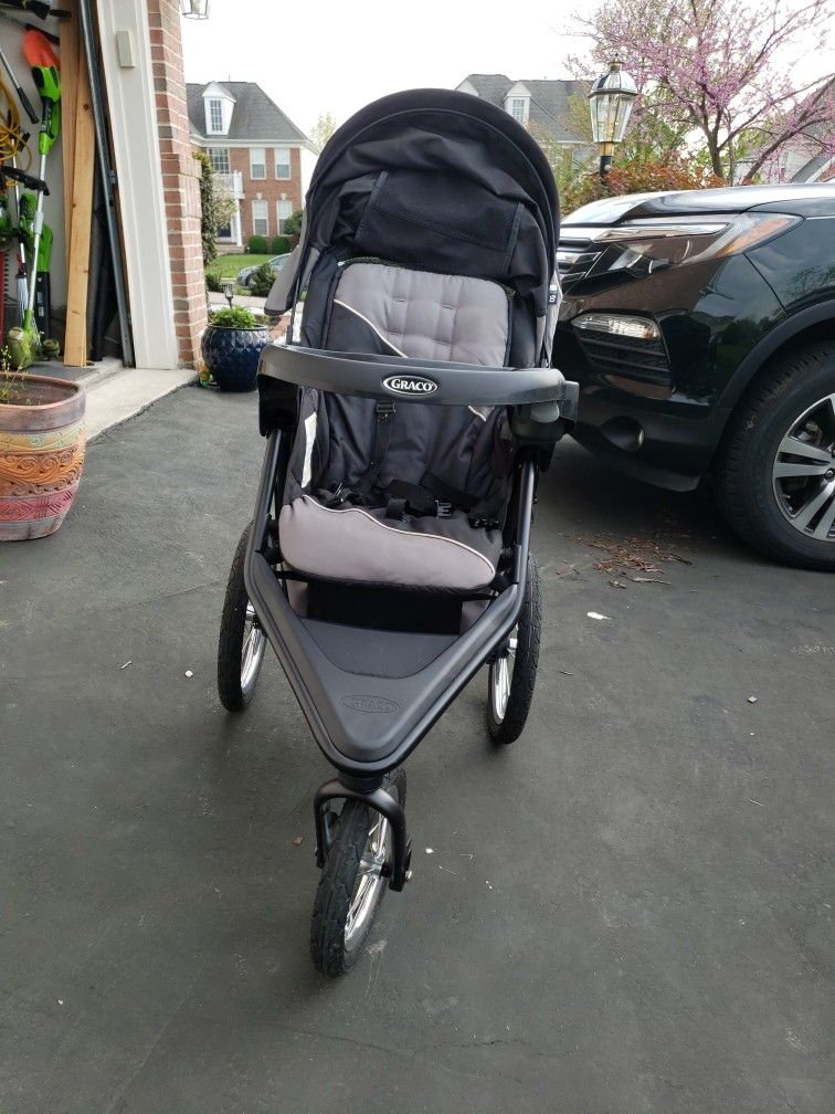 Stroller 