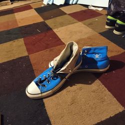 Size 8 Converse