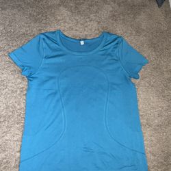 Lululemon Women Shirt 