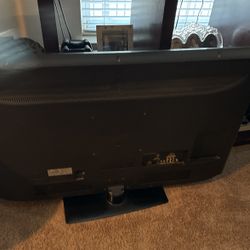 LG TV50 “ Barata Solo Le Falta El Control Pero Funciona Bien 