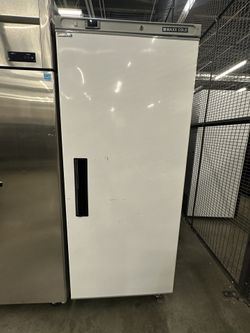 Maxxcold Refrigerator 