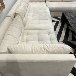 NYC Nomad / FREE SOFA Sectional (Pick-up ASAP)