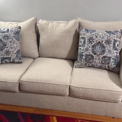 Sofa 