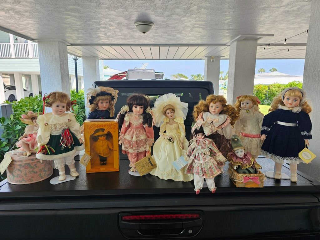 Vintage Collector Dolls (Rare)