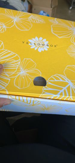 Yellow Box Shoes