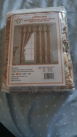 Iam selling new curtains .
