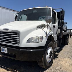 2018 Freightliner M2
