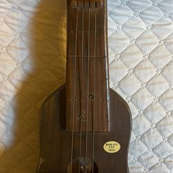 Vintage Music City U.S.A. Wooden guitar planter