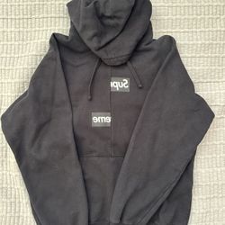Supreme x COMME des GARÇONS CDG hoodie (size M)
