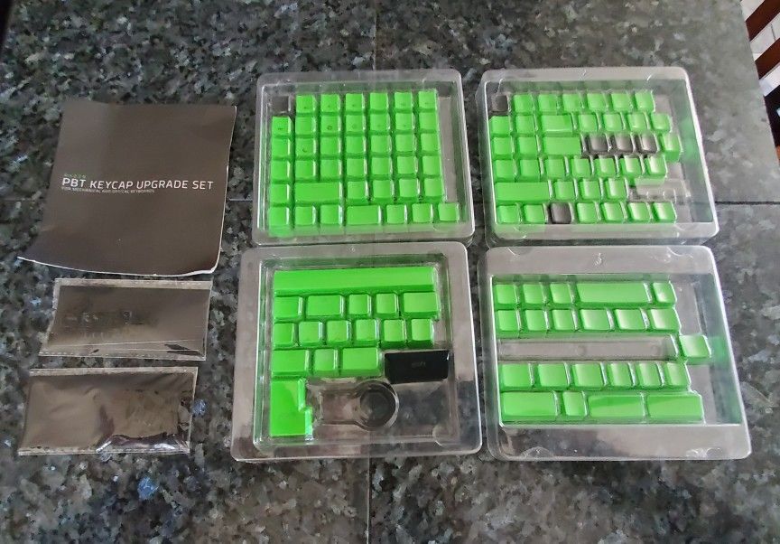 Razer PBT Keycaps Green