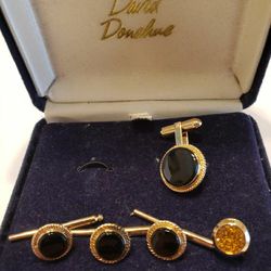 Cufflinks. David Donahue. Gold Onyx Set