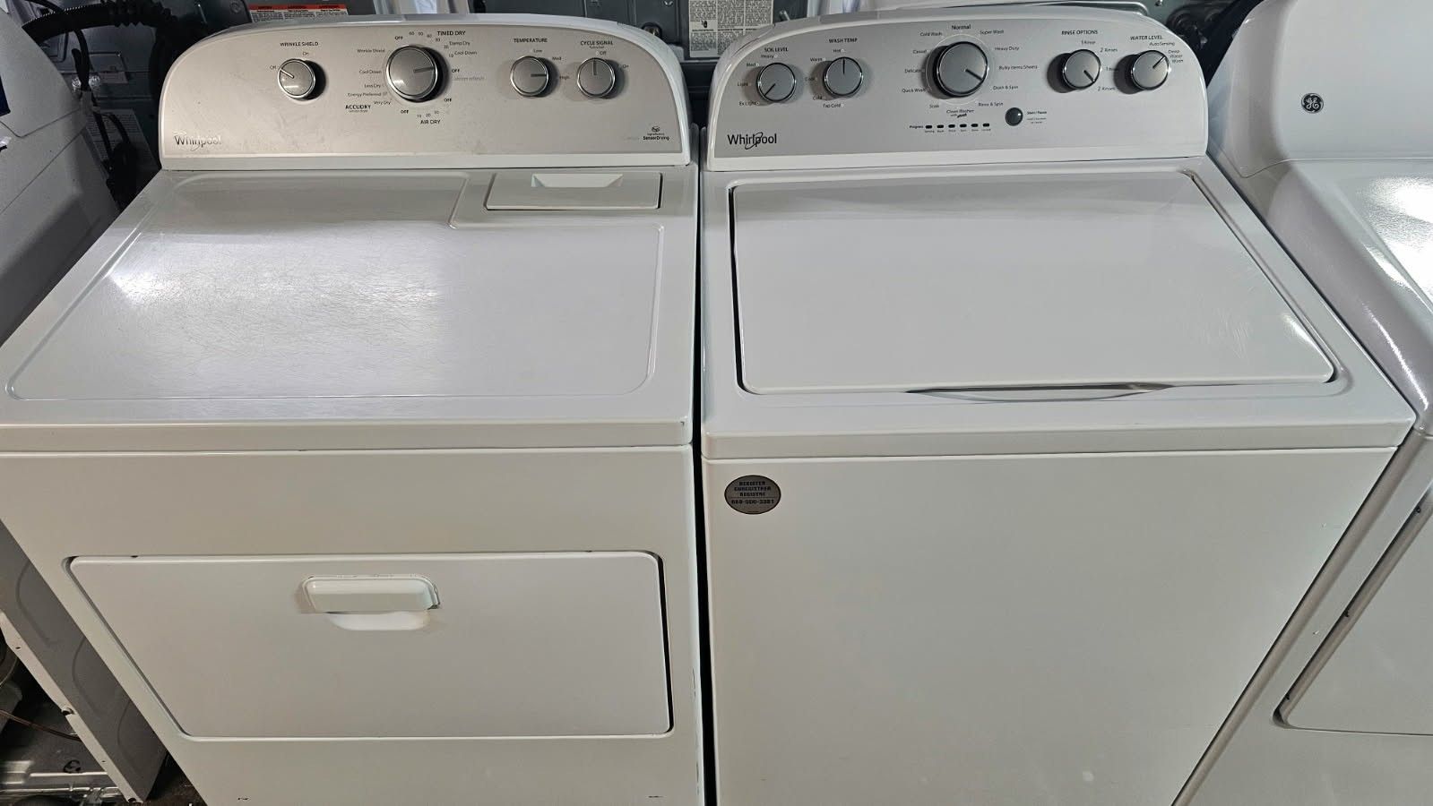 Great Working Whirlpool Washer And Dryer Set